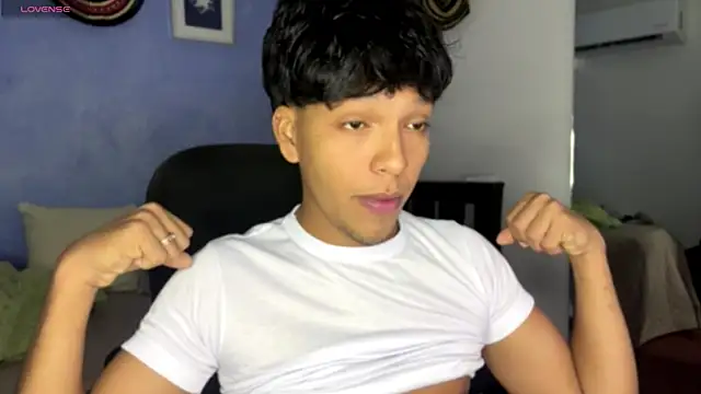 Xander bonnet1 online show from September 16, 2025, 12:17 pm