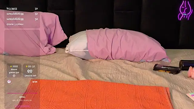 petitelittleebony online show from April 11, 2026, 7:45 am