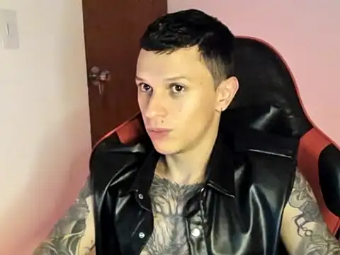 Snapshot of goodboy69l chatting on April 22, 2026, 11:50 pm goodboy69l online show from April 22, 2026, 11:50 pm