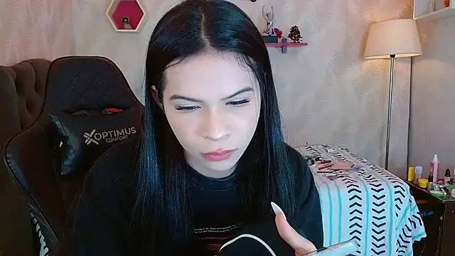 andy bell x online show from September 15, 2025, 6:02 am