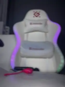 MobiLiveShow online show from December 25, 2024, 3:50 am