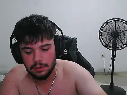 tubabymaldito0 online show from November 26, 2025, 1:50 am