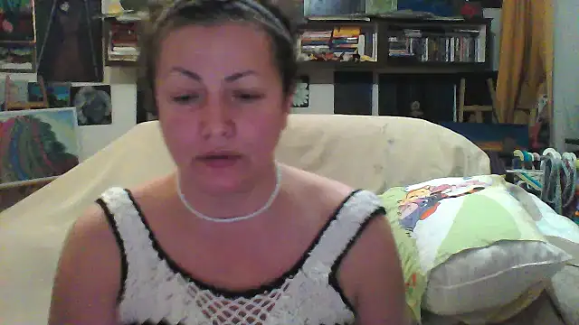 Snapshot of MariaAnaSunshine chatting on February 11, 2026, 7:52 pm MariaAnaSunshine online show from February 11, 2026, 7:52 pm