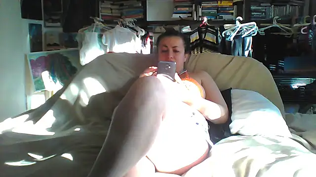 Snapshot of MariaAnaSunshine chatting on March 6, 2026, 7:49 am MariaAnaSunshine online show from March 6, 2026, 7:49 am