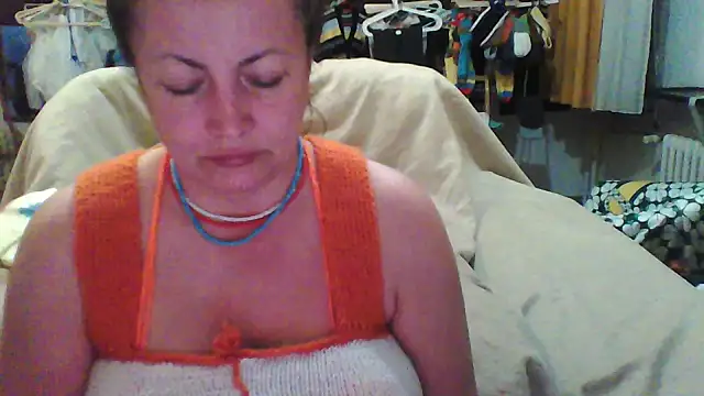 Snapshot of MariaAnaSunshine chatting on March 19, 2026, 6:01 pm MariaAnaSunshine online show from March 19, 2026, 6:01 pm