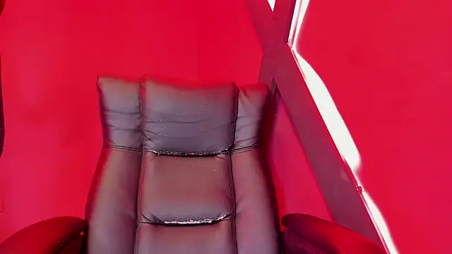 zoe roux21 online show from January 12, 2025, 4:42 am