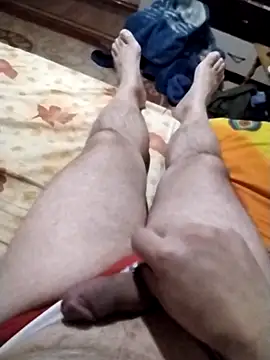 nudistu021 online show from December 5, 2025, 4:03 pm