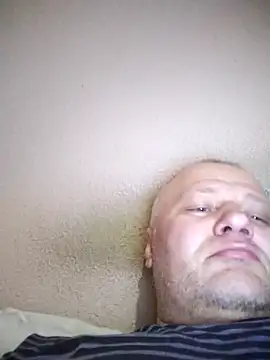 nudistu021 online show from April 16, 2026, 3:57 pm