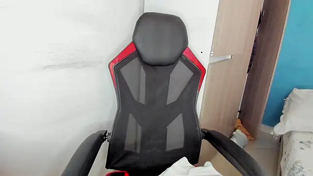 AndresChuboi online show from December 20, 2025, 2:57 pm