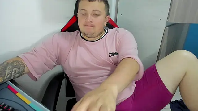 AndresChuboi online show from January 12, 2026, 5:34 am