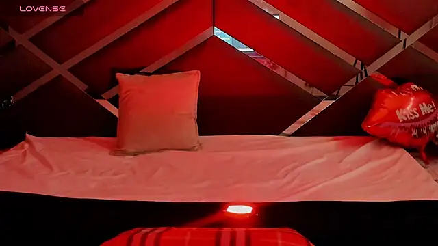 SexyNaf online show from October 2, 2025, 7:10 pm