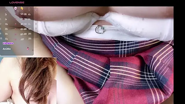 Tastemystrawberry online show from December 20, 2024, 1:33 pm