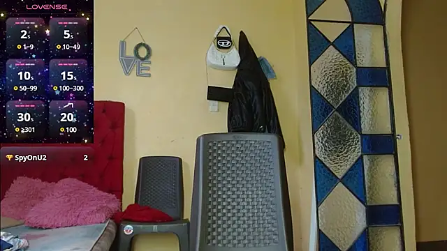 cristinamontiel online show from February 25, 2025, 7:47 pm