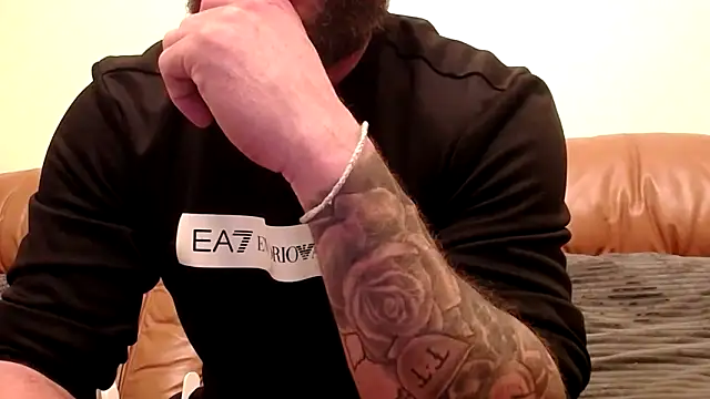 Snapshot of AnodicDemotic chatting on November 2, 2025, 12:02 am AnodicDemotic online show from November 2, 2025, 12:02 am