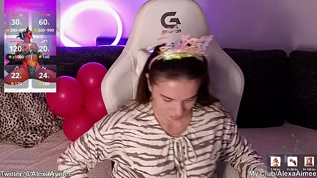 AlexaAimee online show from April 1, 2026, 5:19 am