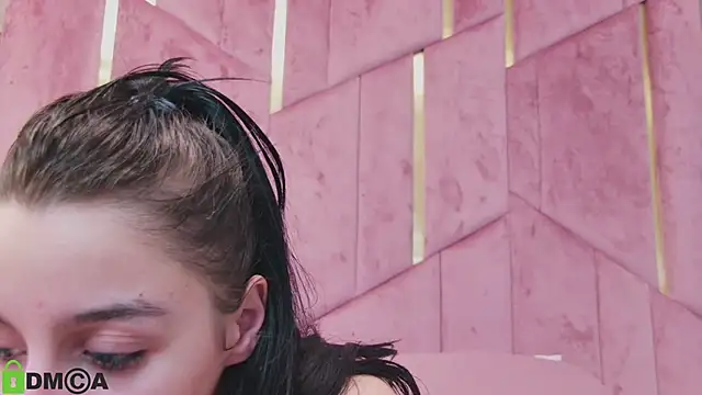 DaisyLane  online show from March 3, 2025, 4:47 am