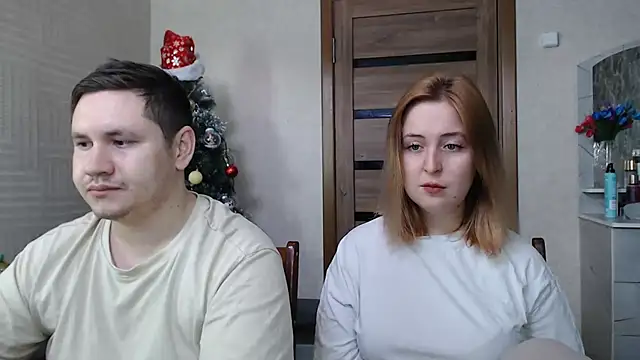 Snapshot of Kristy-Max chatting on December 18, 2024, 5:48 am Kristy-Max online show from December 18, 2024, 5:48 am