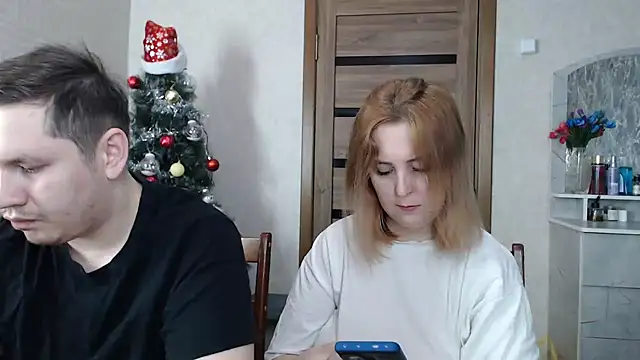 Snapshot of Kristy-Max chatting on December 19, 2024, 2:01 am Kristy-Max online show from December 19, 2024, 2:01 am