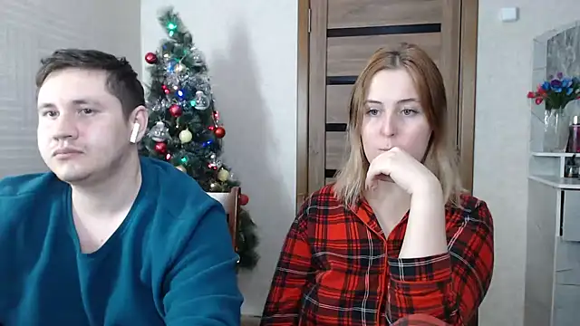 Snapshot of Kristy-Max chatting on December 27, 2024, 3:15 pm Kristy-Max online show from December 27, 2024, 3:15 pm