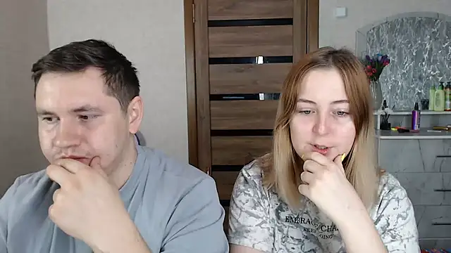 Snapshot of Kristy-Max chatting on February 1, 2025, 8:26 pm Kristy-Max online show from February 1, 2025, 8:26 pm