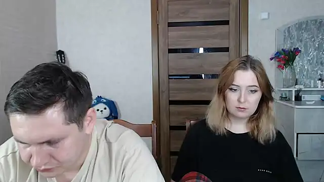 Snapshot of Kristy-Max chatting on February 7, 2025, 11:01 am Kristy-Max online show from February 7, 2025, 11:01 am