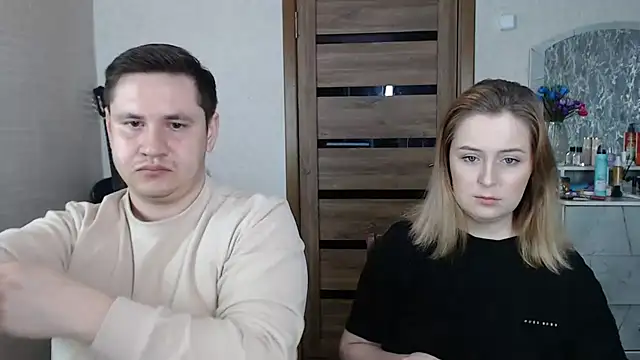 Snapshot of Kristy-Max chatting on February 11, 2025, 6:33 pm Kristy-Max online show from February 11, 2025, 6:33 pm