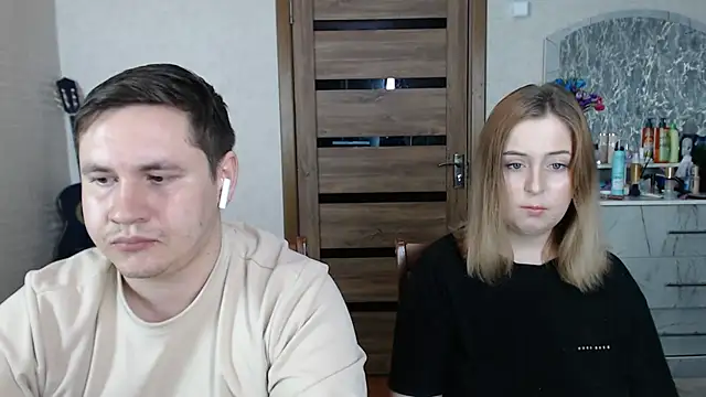 Snapshot of Kristy-Max chatting on February 11, 2025, 9:35 pm Kristy-Max online show from February 11, 2025, 9:35 pm