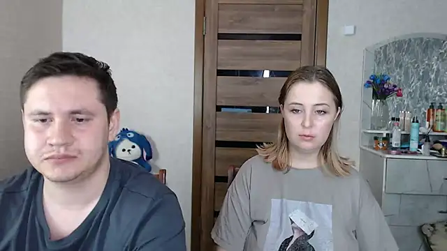 Snapshot of Kristy-Max chatting on February 13, 2025, 11:58 pm Kristy-Max online show from February 13, 2025, 11:58 pm