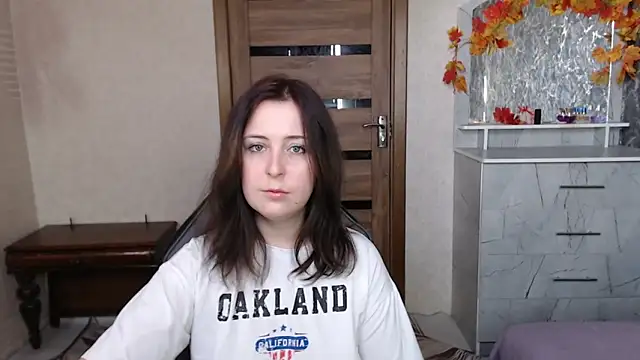 Kristy-Max online show from October 13, 2025, 10:26 am