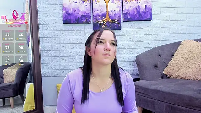  EmilyJireh  online show from October 16, 2025, 7:26 pm