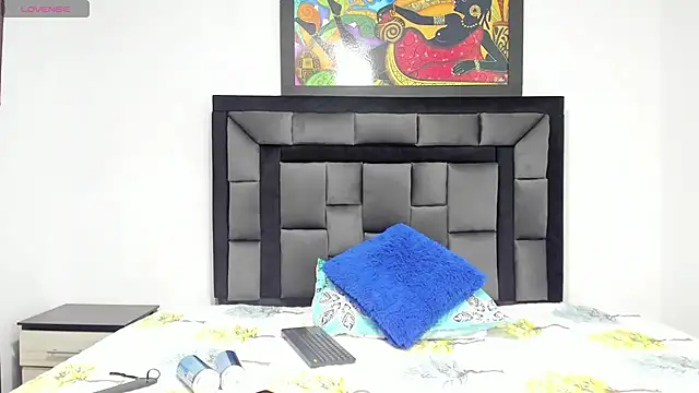 tatiana valencia online show from January 21, 2025, 1:00 pm