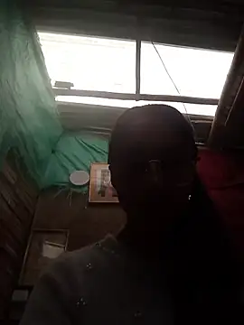 tatiana valencia online show from March 24, 2026, 3:50 pm