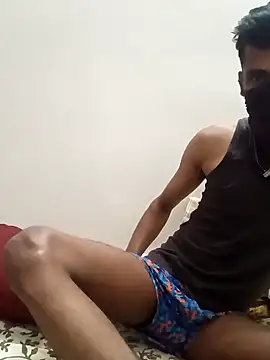 swagwew online show from December 2, 2024, 6:43 pm