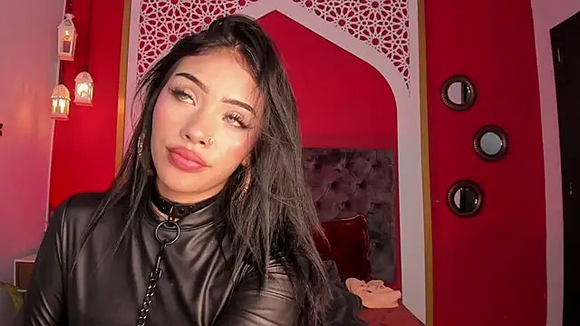 Snapshot of Giovanna_oliveira chatting on December 31, 2024, 8:48 am Giovanna oliveira online show from December 31, 2024, 8:48 am