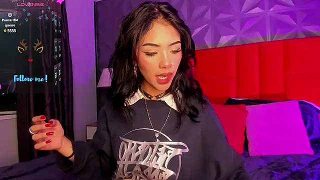 Snapshot of Giovanna_oliveira chatting on January 4, 2025, 9:32 am Giovanna oliveira online show from January 4, 2025, 9:32 am