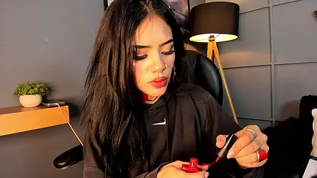 Snapshot of Giovanna_oliveira chatting on January 13, 2025, 8:26 am Giovanna oliveira online show from January 13, 2025, 8:26 am