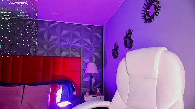 Snapshot of Giovanna_oliveira chatting on January 28, 2025, 8:14 am Giovanna oliveira online show from January 28, 2025, 8:14 am