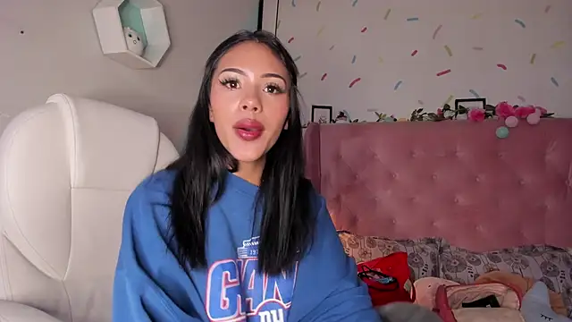 Snapshot of Giovanna_oliveira chatting on February 20, 2025, 11:09 am Giovanna oliveira online show from February 20, 2025, 11:09 am