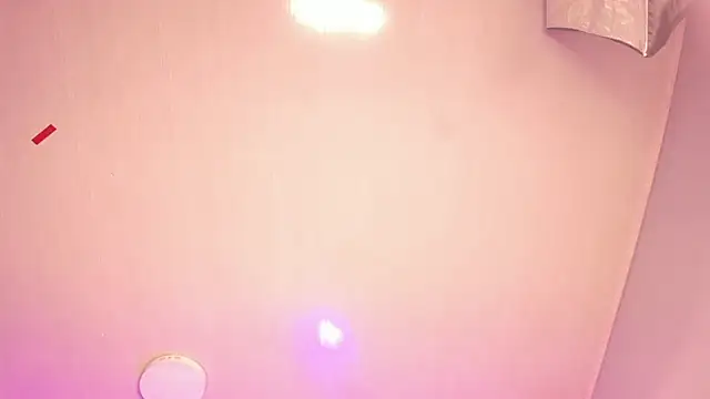 Snapshot of Giovanna_oliveira chatting on February 28, 2025, 9:36 am Giovanna oliveira online show from February 28, 2025, 9:36 am