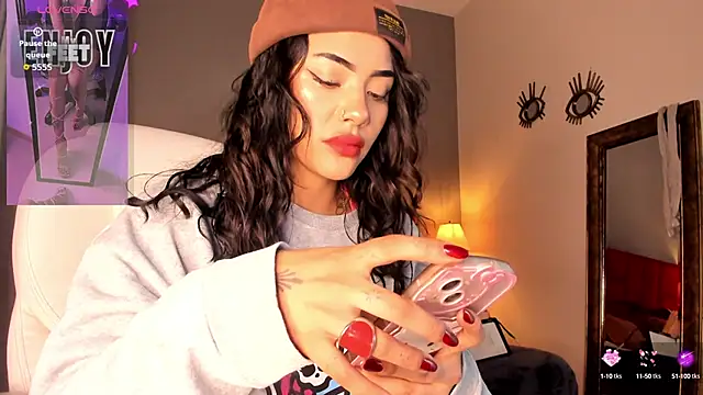 Snapshot of Giovanna_oliveira chatting on October 8, 2025, 4:43 am Giovanna oliveira online show from October 8, 2025, 4:43 am