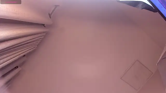 Snapshot of Giovanna_oliveira chatting on October 15, 2025, 6:57 am Giovanna oliveira online show from October 15, 2025, 6:57 am