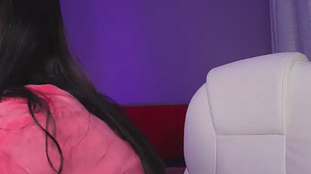 Snapshot of Giovanna_oliveira chatting on October 24, 2025, 5:59 am Giovanna oliveira online show from October 24, 2025, 5:59 am