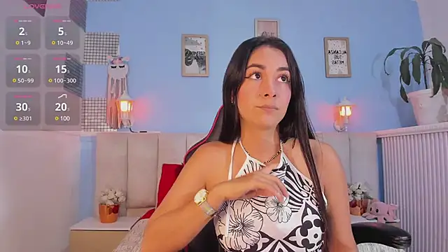 Snapshot of lyzzi_smith01 chatting on December 23, 2024, 7:20 pm lyzzi smith01 online show from December 23, 2024, 7:20 pm