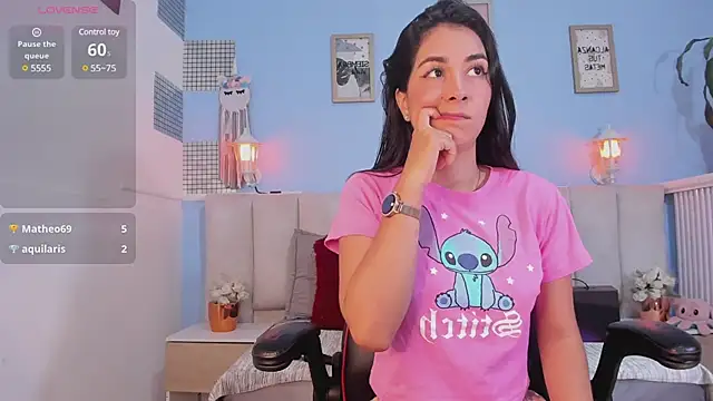 Snapshot of lyzzi_smith01 chatting on December 27, 2024, 10:59 pm lyzzi smith01 online show from December 27, 2024, 10:59 pm