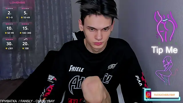 Snapshot of CHERLYBAY chatting on February 24, 2025, 11:41 pm CHERLYBAY online show from February 24, 2025, 11:41 pm