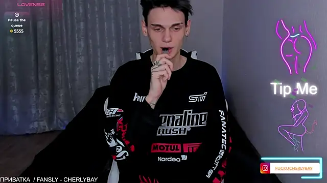 Snapshot of CHERLYBAY chatting on February 26, 2025, 12:05 am CHERLYBAY online show from February 26, 2025, 12:05 am