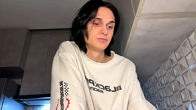 Snapshot of CHERLYBAY chatting on February 10, 2026, 4:22 pm CHERLYBAY online show from February 10, 2026, 4:22 pm