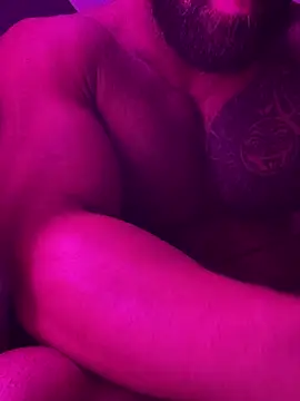 moody1996- online show from December 13, 2024, 5:00 pm