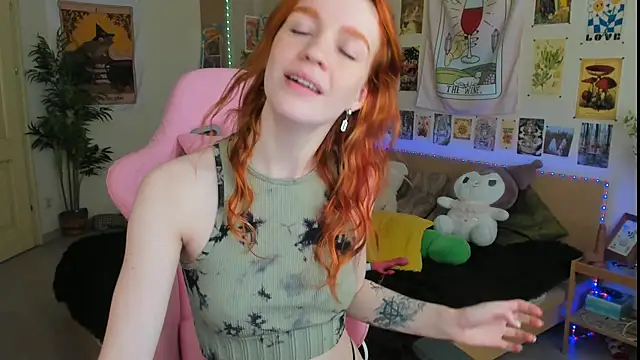 Sunny Elly online show from March 22, 2025, 11:42 am