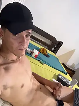 cristofer 988 online show from March 10, 2025, 4:28 am